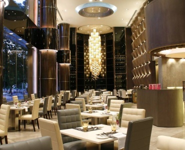 Thiết kế nhà hàng sang trọng đẹp hiện đại tiện nghi chi phí thấp